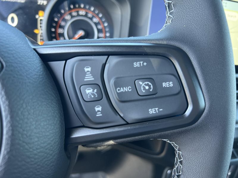 New 2025 Jeep Gladiator Mojave X 4x4Image 21