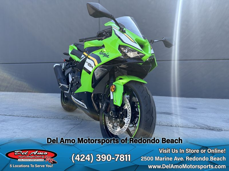 2025 Kawasaki NINJA ZX-6R ABS KRT EDITIONImage 6