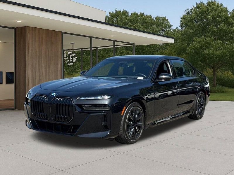 Used 2026 BMW i7 xDrive60Image 2