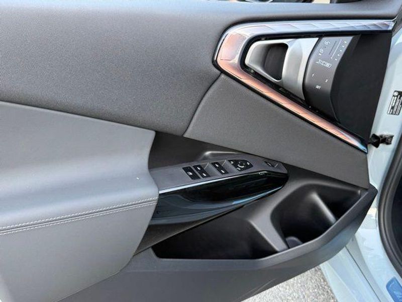 New 2026 BMW X3 30 xDriveImage 15