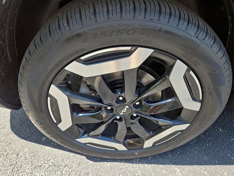 2023 Kia Telluride S photo 10