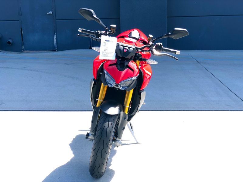 New 2026 Ducati STREETFIGHTER V2 S 896 Image 12