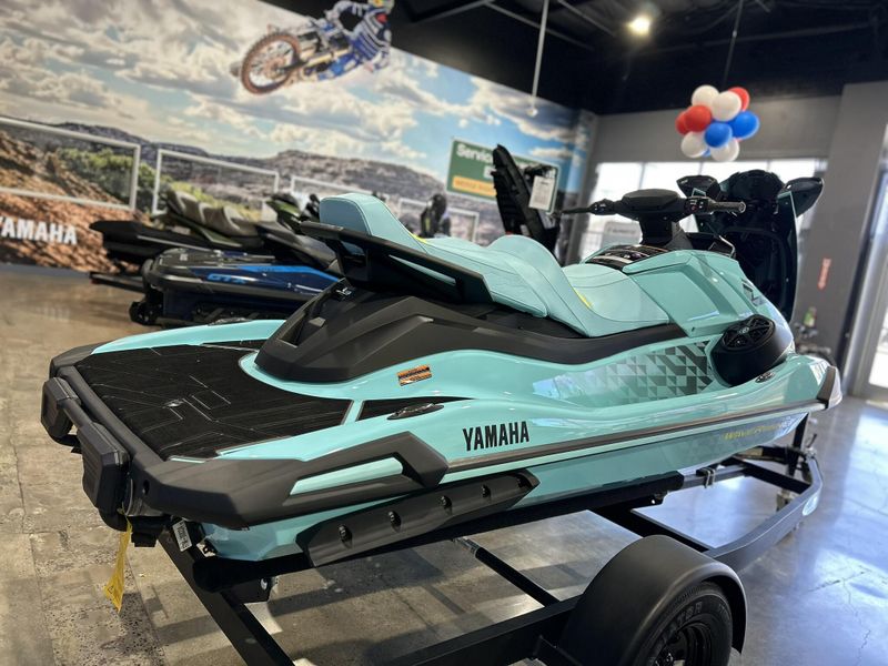 2025 Yamaha VX LIMITED HO Image 12