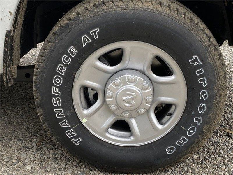 2022 RAM 2500 Tradesman Crew Cab 4x4 8