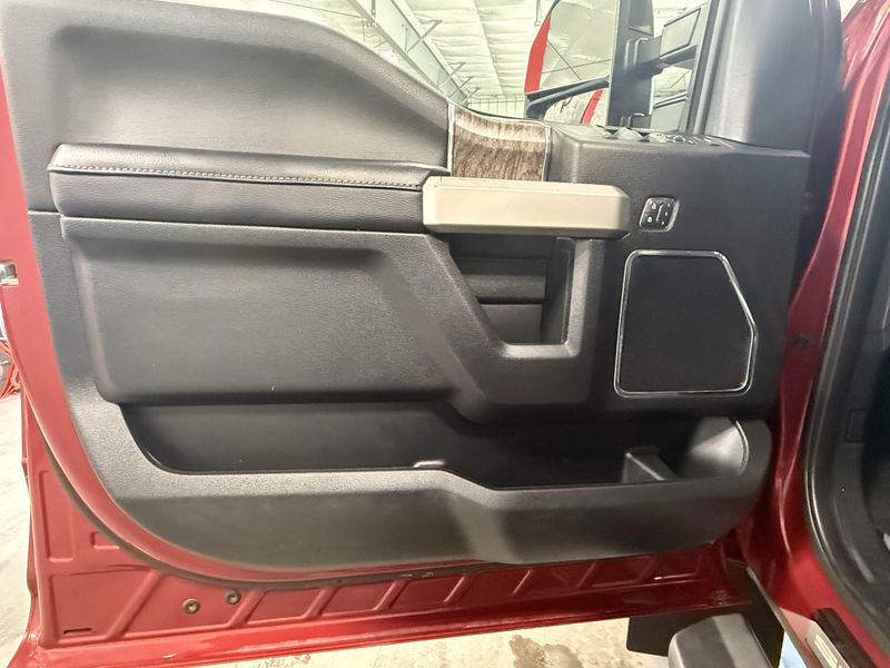 Used 2019 Ford F-350 Image 18