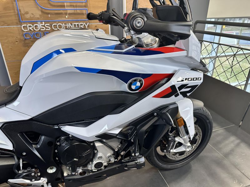 2025 BMW S 1000 XR Image 7