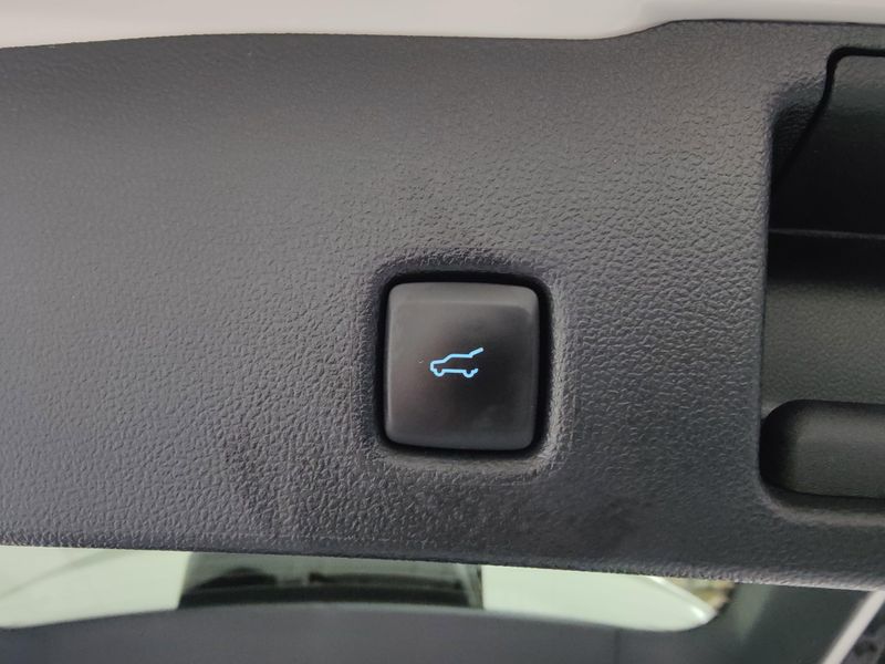 Used 2024 Ford Escape ST-Line Select AWD w/Tech #2 PkgImage 13