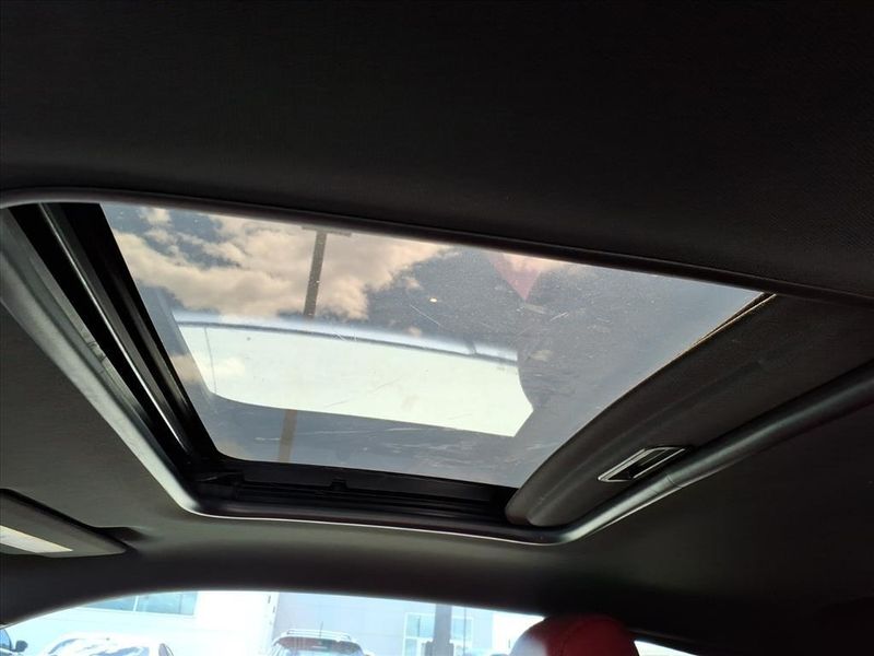 Used 2018 Chevrolet Camaro SSImage 5