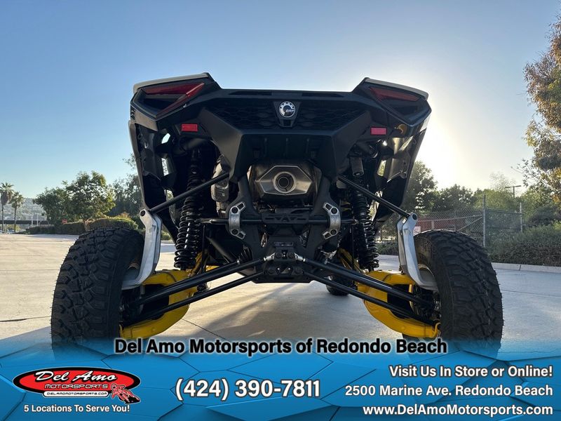 2024 Can-Am 9BRB  in a CATALYST GRAY & NEO YELLOW exterior color. Del Amo Motorsports of Redondo Beach (424) 304-1660 delamomotorsports.com 