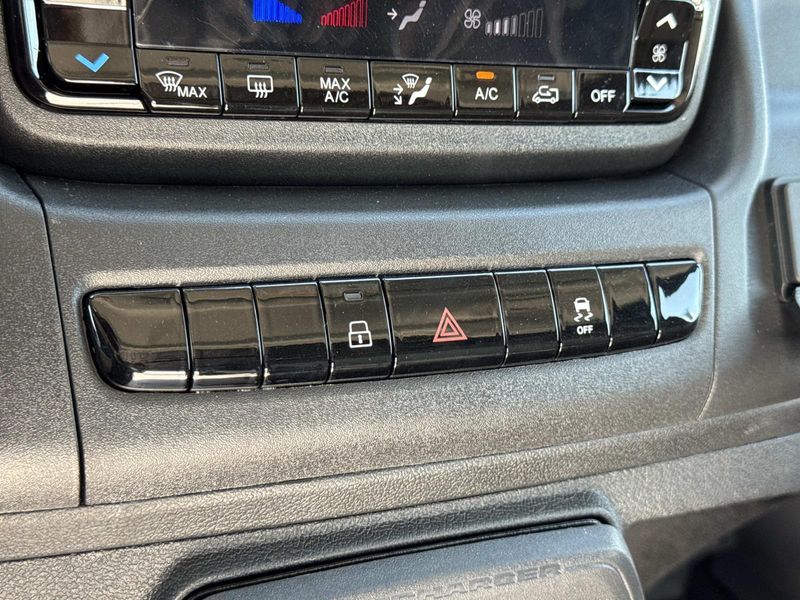 New 2026 RAM Promaster 1500 Slt Cargo Van High Roof 136' Wb