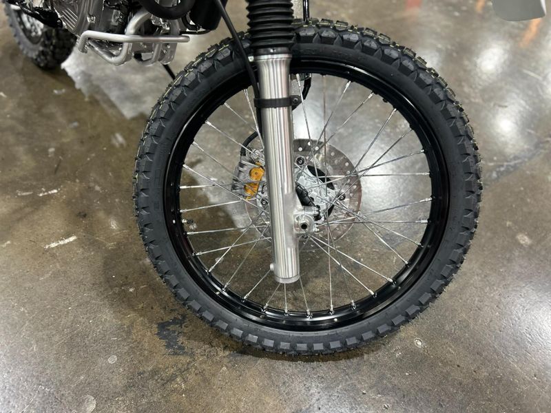 New 2025 Honda XR650L Image 11