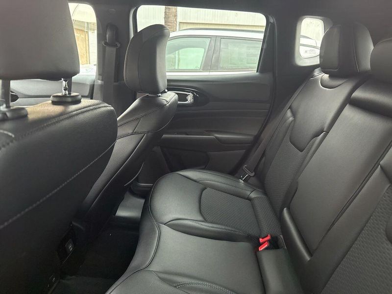 New 2026 Jeep Compass LatitudeImage 9