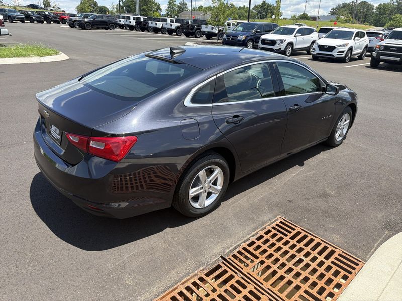 Used 2023 Chevrolet Malibu LSImage 16