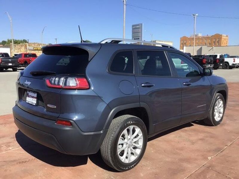 2020 Jeep Cherokee LatitudeImage 5