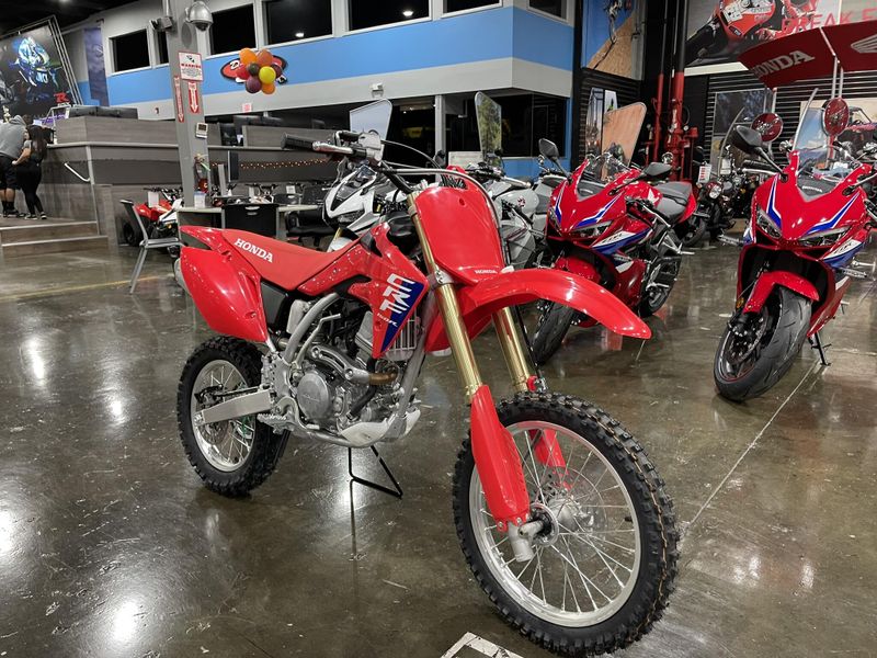 2025 Honda CRF150R Image 4