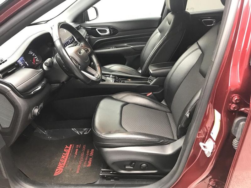 Used 2022 Jeep Compass AltitudeImage 9