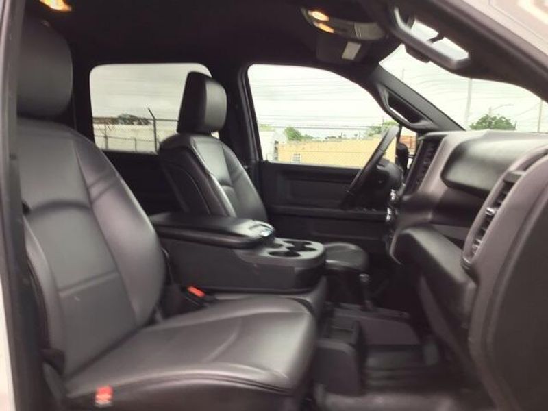 2024 RAM 3500 TradesmanImage 18