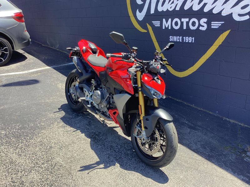 New 2026 Ducati STREETFIGHTER V2S 