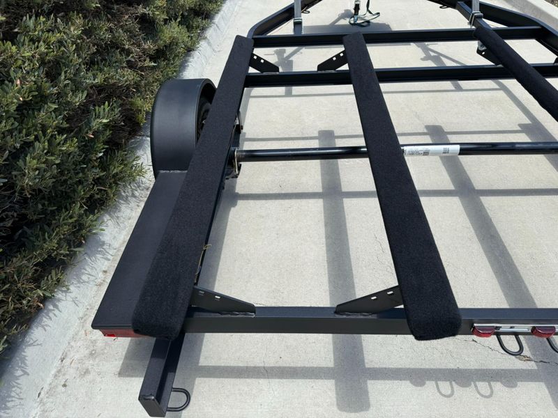 New 2025 Zieman J-2B Image 6