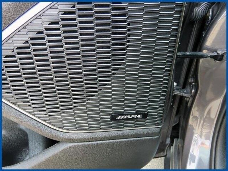 Used 2022 Jeep Grand Cherokee L LimitedImage 14