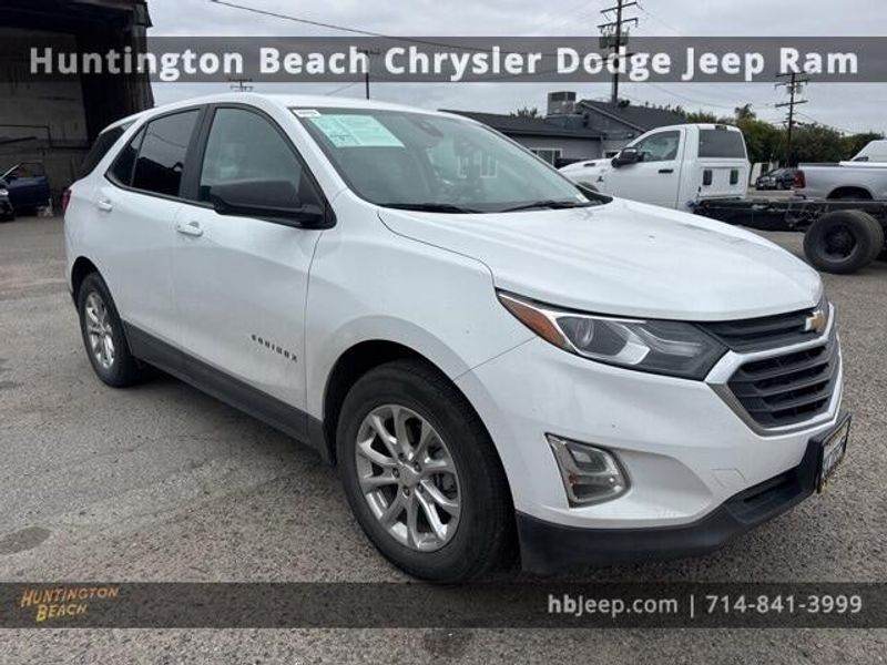 2021 Chevrolet Equinox LSImage 3