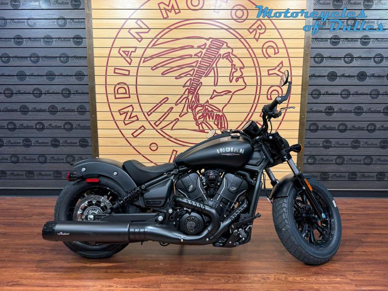 New 2025 Indian Motorcycle Scout Bobber Limited w&sol; Tech Pkg Image 1