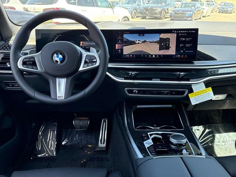 New 2027 BMW X7 xDrive40iImage 26
