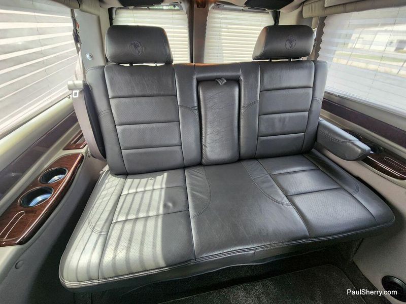 2011 Chevrolet Express 1500 Image 4