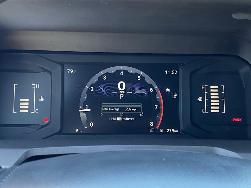 Used 2025 Toyota Tacoma SR5Image 29