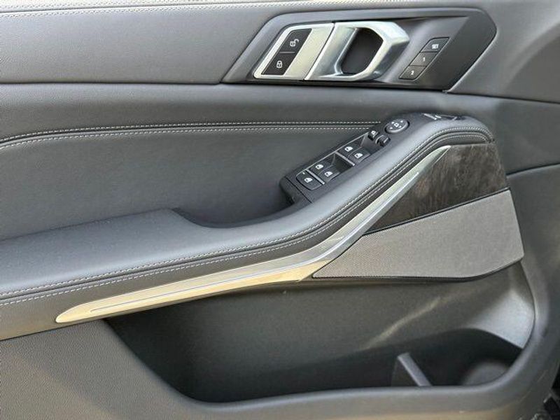 New 2026 BMW X5 xDrive40iImage 15