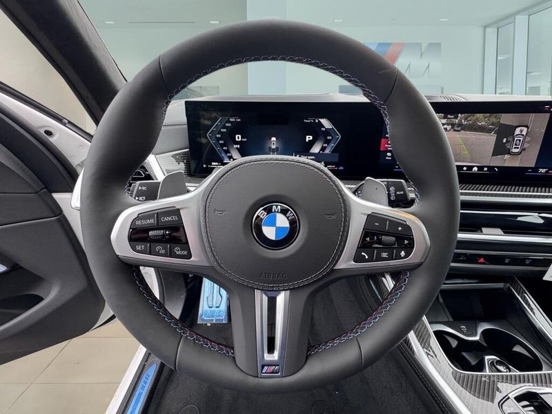 2025 BMW X7 M60iImage 22