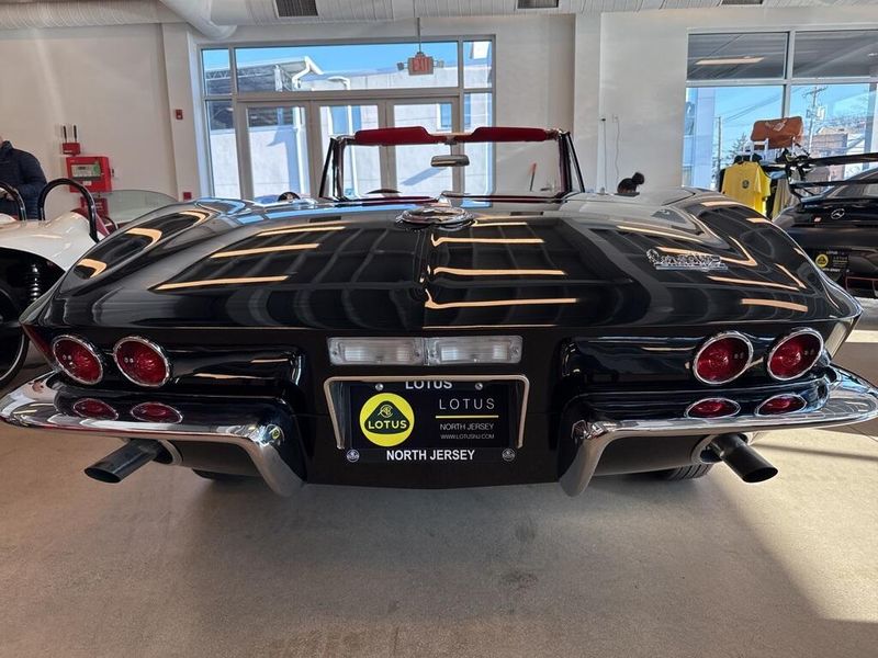 1967 Chevrolet Corvette 327/300 3-speed