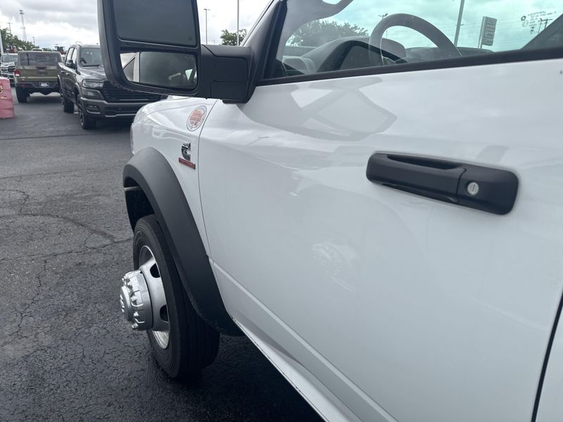 2024 RAM 5500 Tradesman Chassis Crew Cab 4x4 60