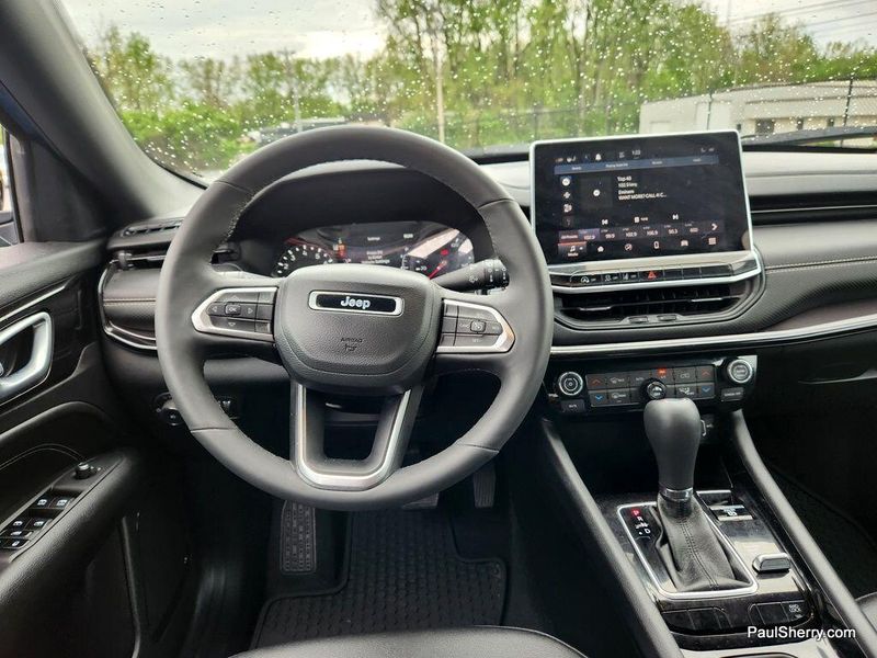 2023 Jeep Compass AltitudeImage 24