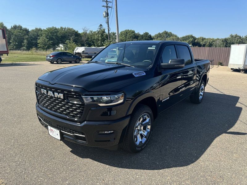 2025 RAM 1500 Big Horn Crew Cab 4x4 5