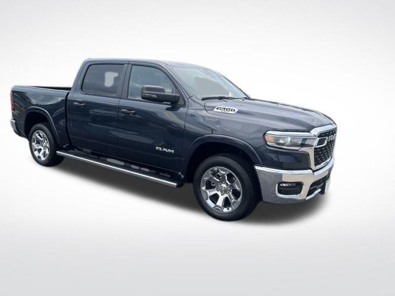 2025 RAM 1500 Big Horn Crew Cab 4x4 5'7' Box