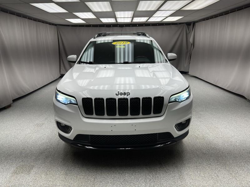 Used 2019 Jeep Cherokee AltitudeImage 6