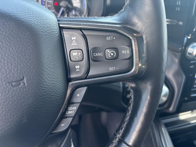 Used 2020 RAM 1500 LimitedImage 19