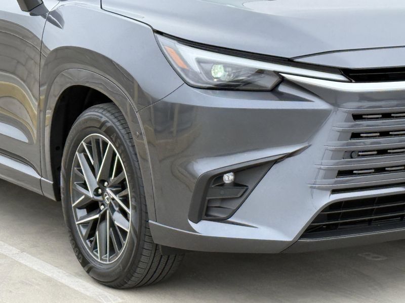 2025 LEXUS TX 350 PremiumImage 4