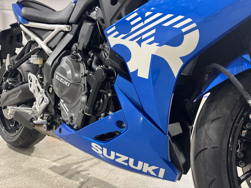 New 2026 Suzuki GSX-8R Image 18
