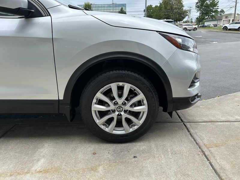2022 Nissan Rogue Sport SImage 12