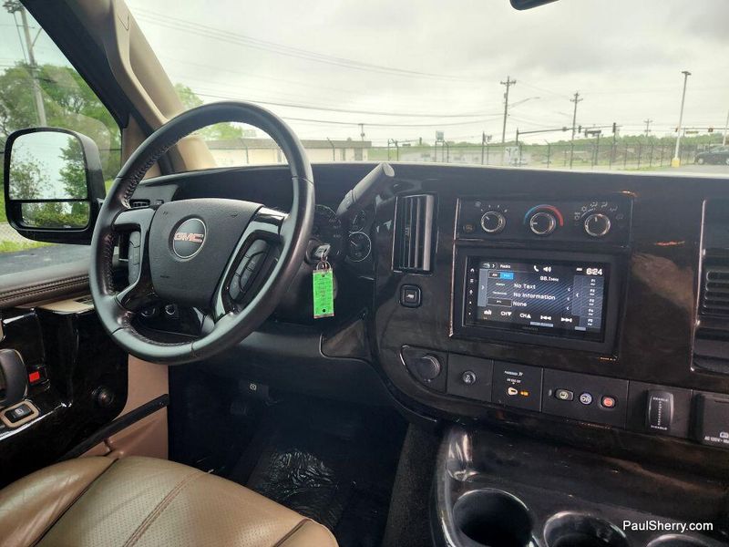 2018 GMC Savana 2500 Image 26