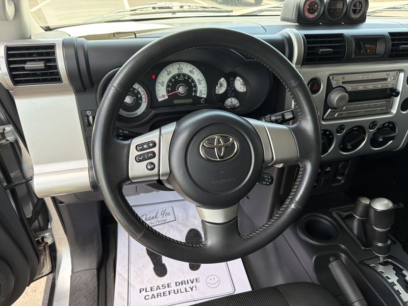 Used 2007 Toyota FJ Cruiser Image 43