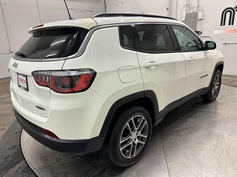 2020 Jeep Compass LatitudeImage 14