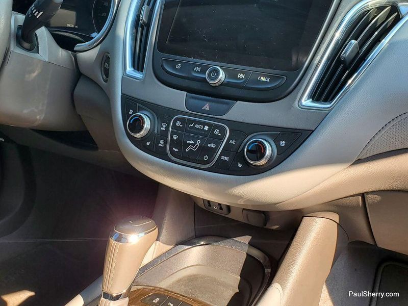 2016 Chevrolet Malibu PremierImage 15