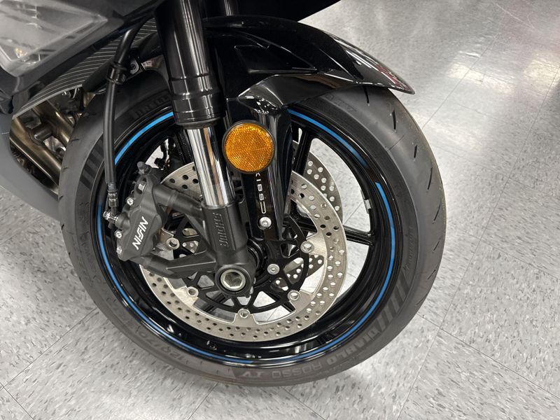 New 2025 Kawasaki NINJA ZX-6R ABS Image 14