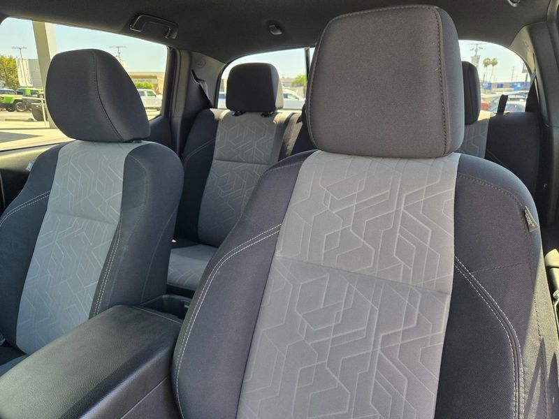 Used 2022 Toyota Tacoma 2WD TRD Off Road Double Cab 5' Bed V6 AT (Natl)