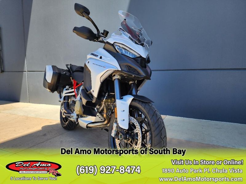 2023 Ducati MULTISTRADA V4 S TRAVEL & RADAR  in a ICEBERG WHITE exterior color. Del Amo Motorsports of South Bay (619) 547-1937 delamomotorsports.com 