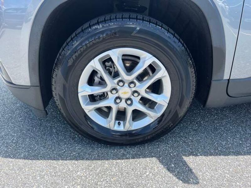 2021 Chevrolet Traverse LS