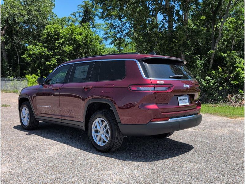 New 2026 Jeep Grand Cherokee L Laredo X 4x2Image 3